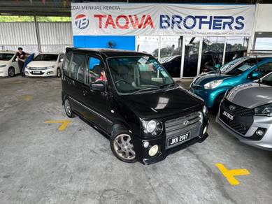 Perodua Kenari EZ AERO in Senai, JHR