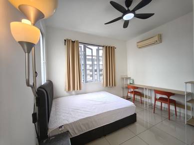 Room in Puchong, SGR