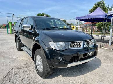 Mitsubishi Triton in Klang, SGR