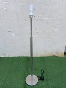 YE55BD Lampu Lantai Height Floor Lamp E27 Light