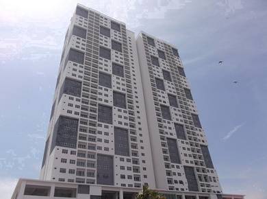 Condominium For Sale in Pinang Laguna