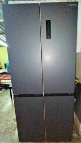 Peti ais besar 2 pintu