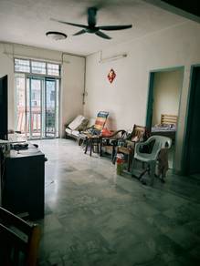 Flat For Sale in Taman Kenanga Seksyen 3