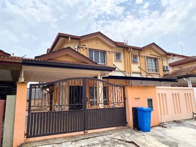 Semi-Detached House For Sale in Setia Alam,SGR