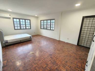 Room in Kuching, SWK