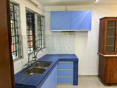 1-storey Terraced House For Sale in Old Klang Road,KUL
