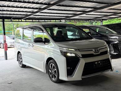 Toyota Voxy ZS KIRAMEKI III in Pudu, KUL