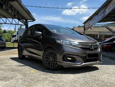 Honda Jazz V in Kuantan, PHG