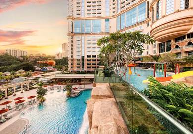 Sunway Resort Hotel (free breakfast)