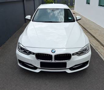 BMW 320i 20i (CKD) in Kuching, SWK