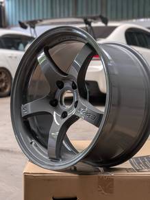 Rays Gramlights 57CR 17 9J ET38 wheel rim