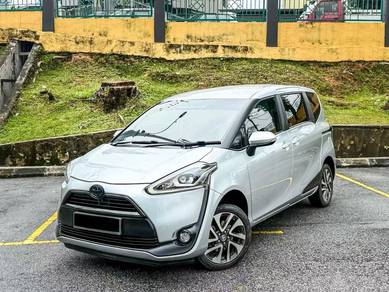 Toyota Sienta V in Desa Petaling, KUL
