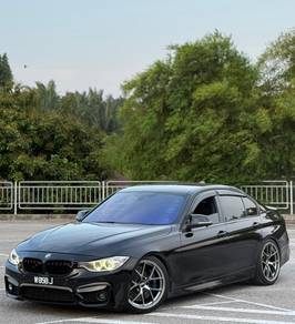BMW 320i 20i (CKD) in Kulim, KDH