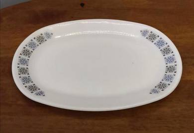 Pyrex chelsea platter plate