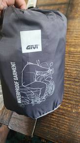 Givi rain suit for motorcycle