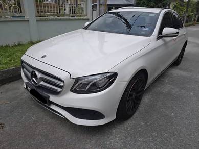 Mercedes Benz E200 200 AVANTGARDE (CKD) in Puchong, KUL