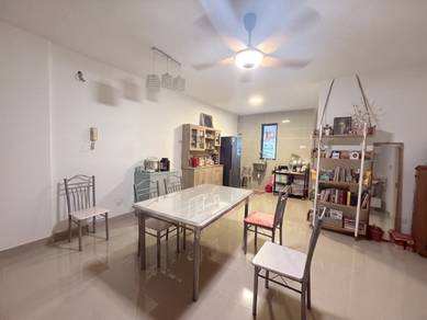 Condominium For Rent in Jesselton View