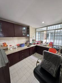 Apartment For Sale in Jalil Damai