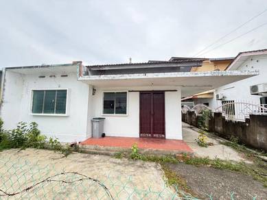 Semi-Detached House For Sale in Bukit Serindit,MLK