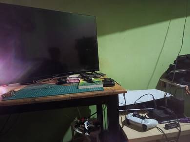 ps5 1tb 1st version with sharp tv 32 inch