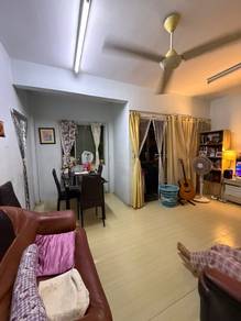 Apartment For Sale in Symphony Court