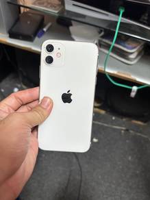 broken iPhone 11 for spare parts