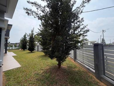 Bungalow House For Sale in Paya Rumput,MLK