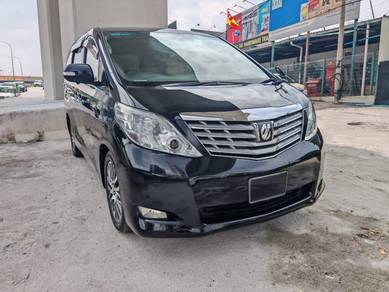 Toyota Alphard 240G in Bandar Utama, SGR