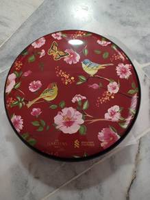 The Garden Mall Exclusive Candy Tray