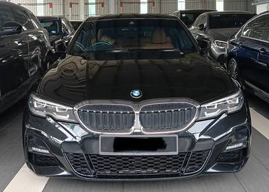 BMW 330i 30i M SPORT in Johor Bahru, JHR