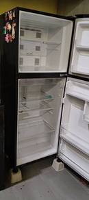 PetiSejuk 2 pintu