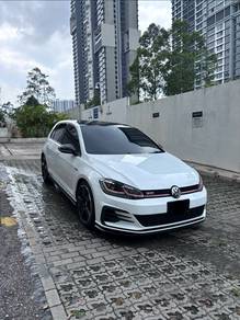 Volkswagen Golf R in Pantai, KUL