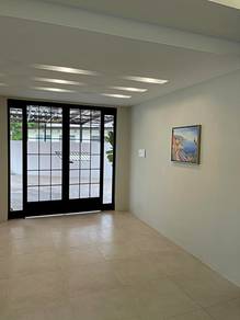 Semi-Detached House For Sale in Jelutong,PNG