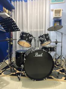 Pearl Roadshow Drum Kit + Zildjian Cymbals