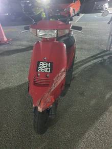 Suzuki AG100