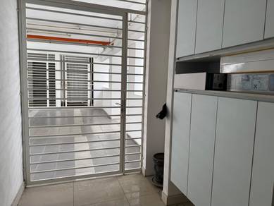 Condominium For Sale in Ameera Residence