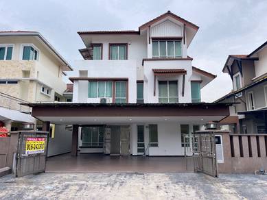 Bungalow House For Sale in Puchong,SGR