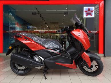 Yamaha XMAX