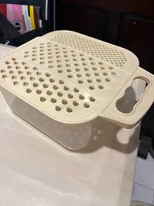 Avon Vegetable Grater