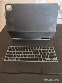 12.9 inch Magic Keyboard
