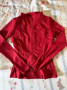 Sportswear red top slimming
