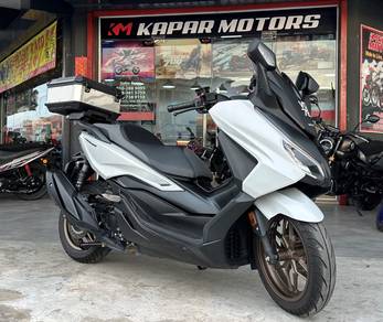 Honda Forza 250