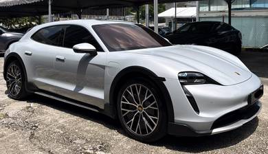 Porsche Taycan 4 CROSS TURISMO in Damansara, KUL