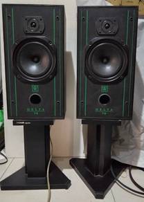 Wharfedale Delta 70 speaker