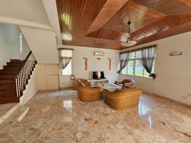 Semi-Detached House For Sale in Pulau Tikus,PNG