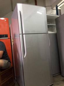 Hitachi 2 doors fridge Peti Sejuk Ais Refrigerator