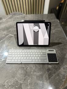 11” iPad Air M4 + Pencil Pro & Foldable Keyboard