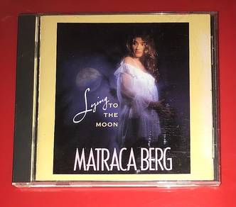 MATRACA BERG - LYING TO THE MOON 🌙 Cd
