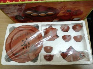 Brand New Tea Pot Set