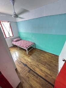 Room in Taman Desa, KUL